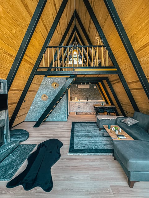 listing card gallery